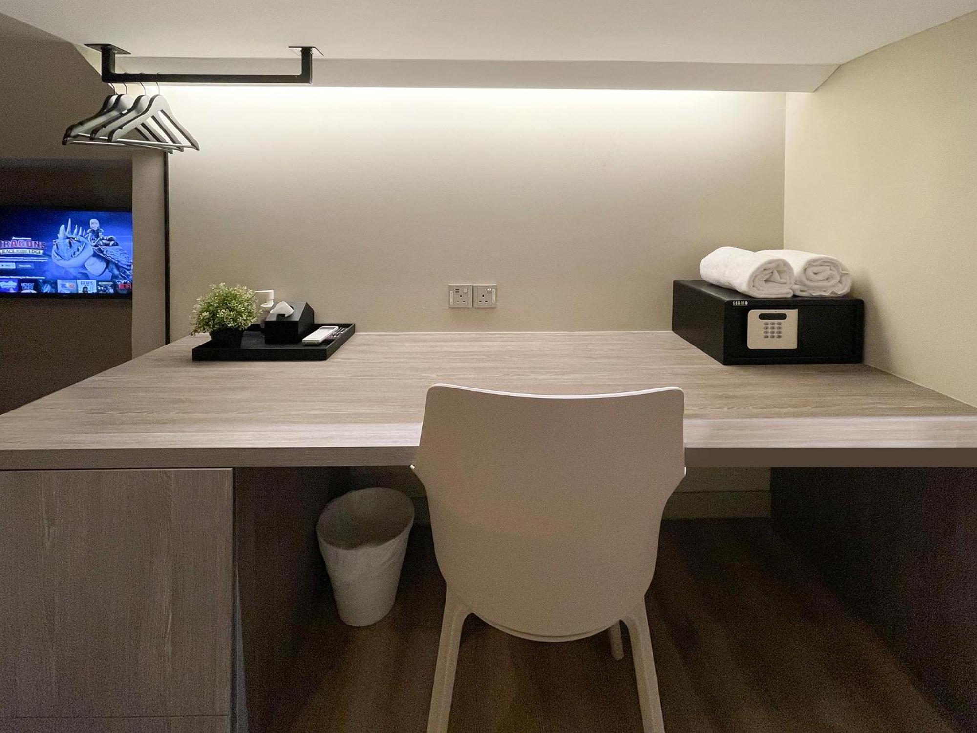 St Signature Jalan Besar Singapore Exterior photo